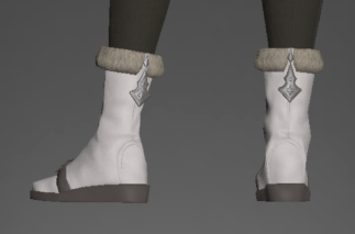 Yafaemi Boots of Healing rear.png