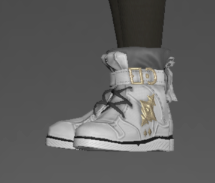 Casual Boots side.png