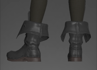 Falconer's Boots rear.png