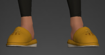 Chocobo Pajama Slippers front.png