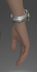 Woad Skyhunter's Bangle rear.png