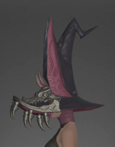 Wolfliege Hat left side.png